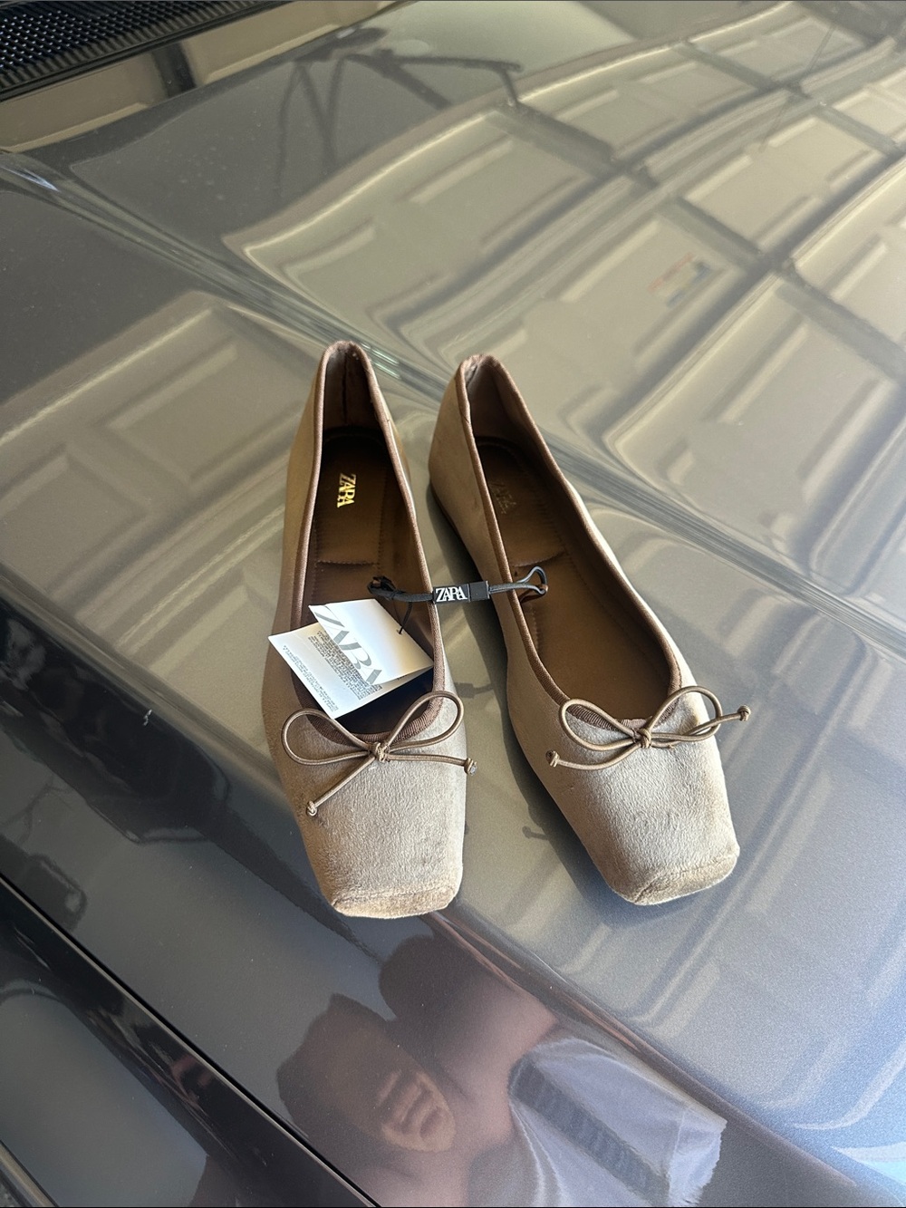 New Zara brown velvet flats with bow